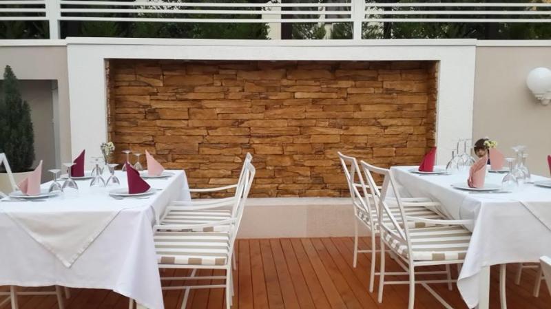 Green House Hotel & Restaurant Tirana Exterior photo