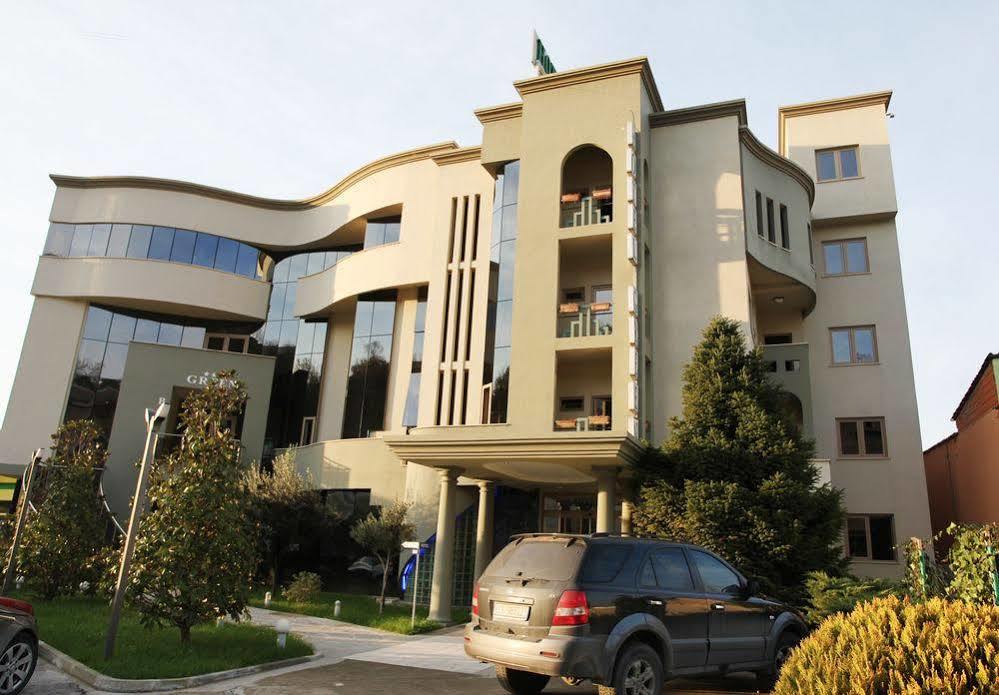 Green House Hotel & Restaurant Tirana Exterior photo